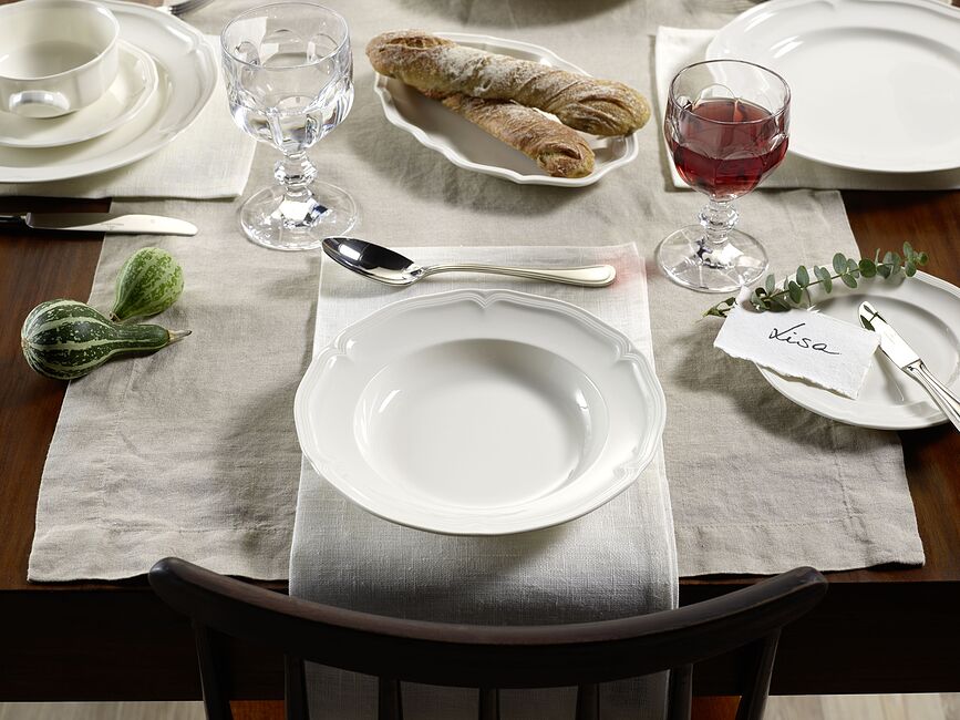 Plato Hondo Manoir, 23 cm