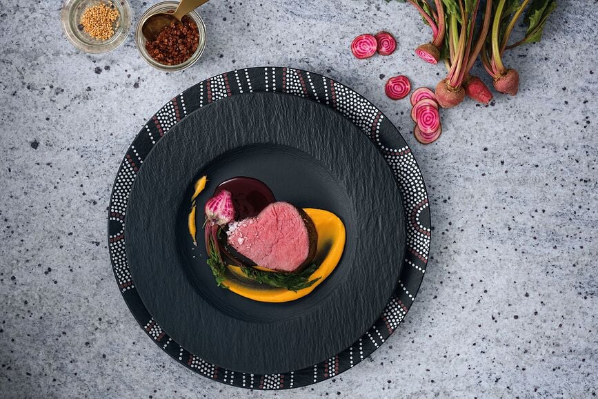 Plato Llano Manufacture Rock, 27 cm, con cavidad