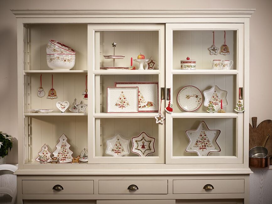 Winter Bakery Delight Posuda za grickalice božićno drvce L