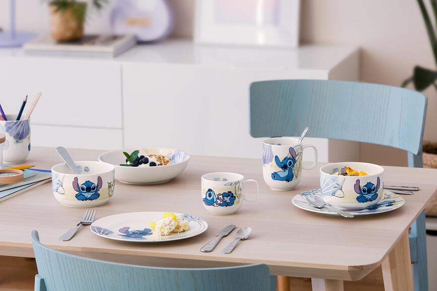 Zestaw naczyń dziecięcych ze sztućcami Disney Stitch 7 el.