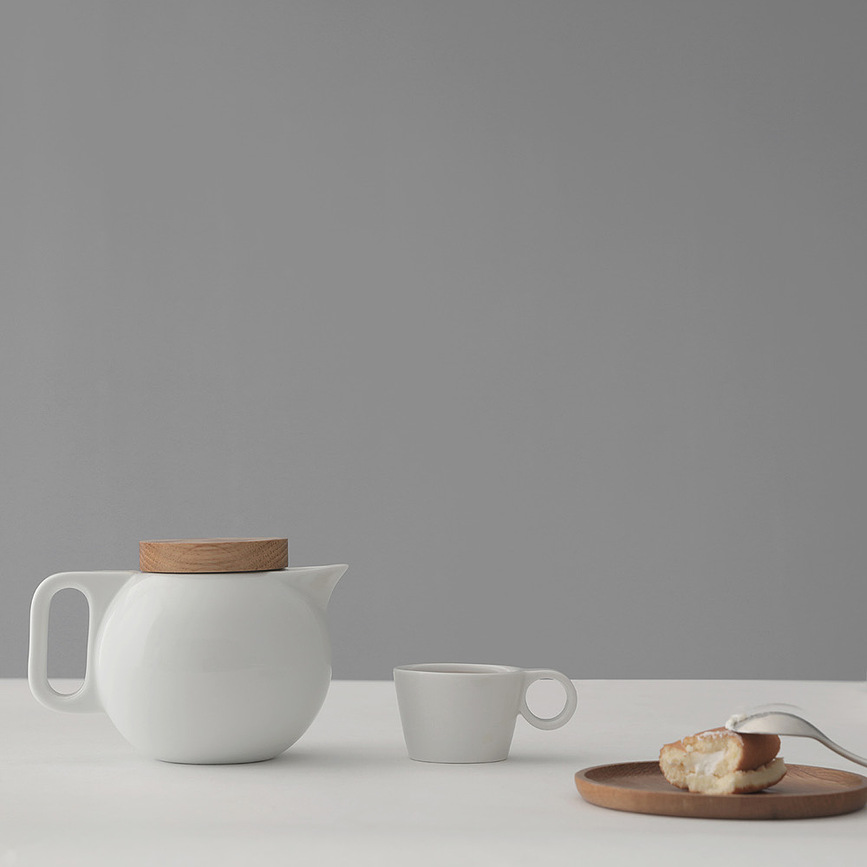 Amelia Théière avec infuseur, bordeaux