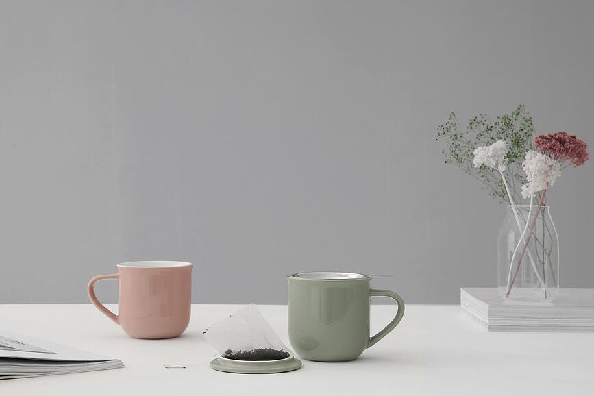 Minima Balance Lonček s cedilom za čaj, 350 ml, pastelno zelen