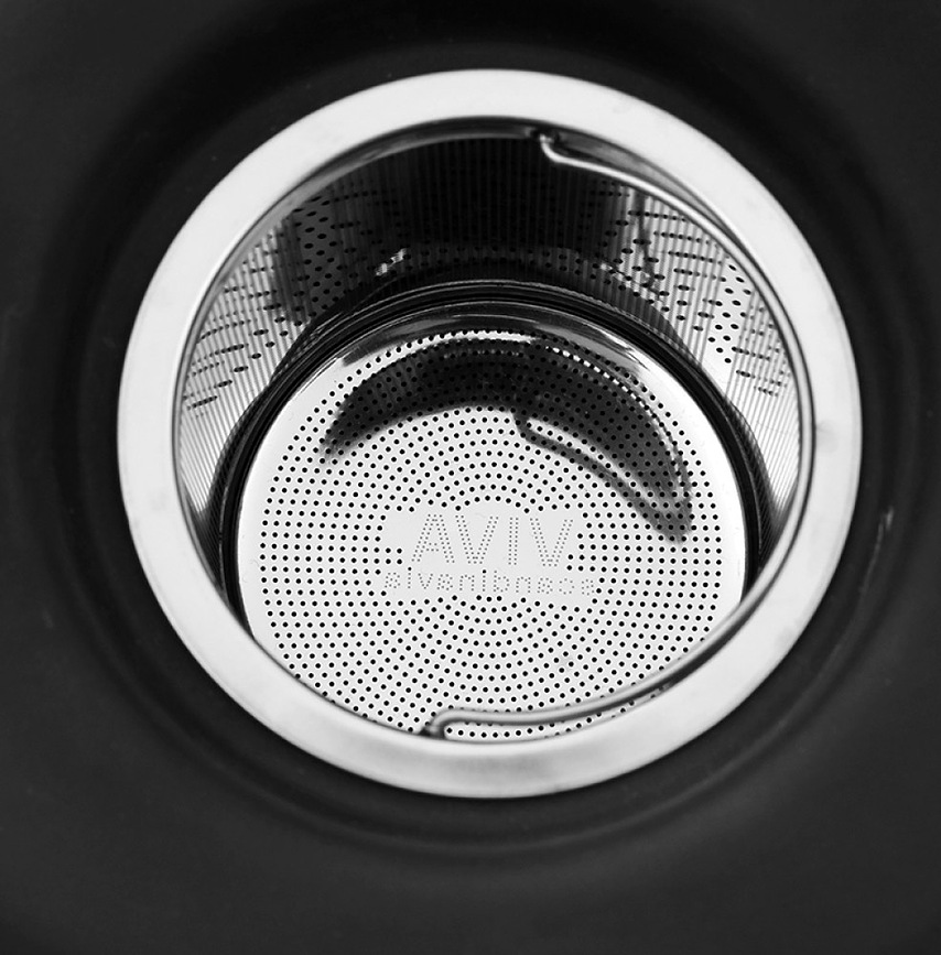 Nicola Τσαγιέρα, λευκή