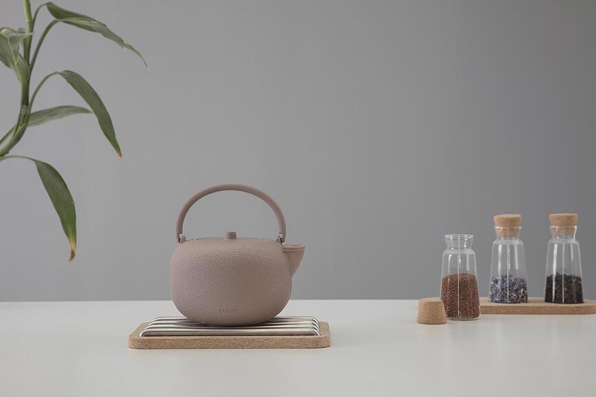 Saga Čajnik z infuzerjem, črn