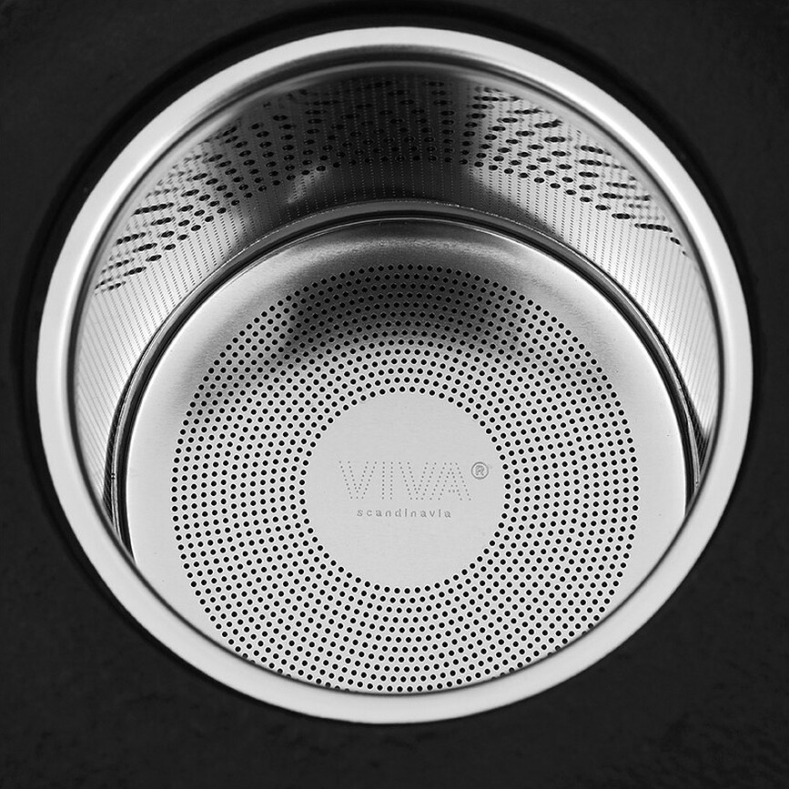 Saga Τσαγιέρα, μαύρη