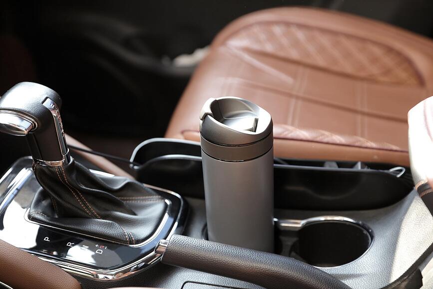 Taza térmica con infusor Recharge Anytime, mostaza