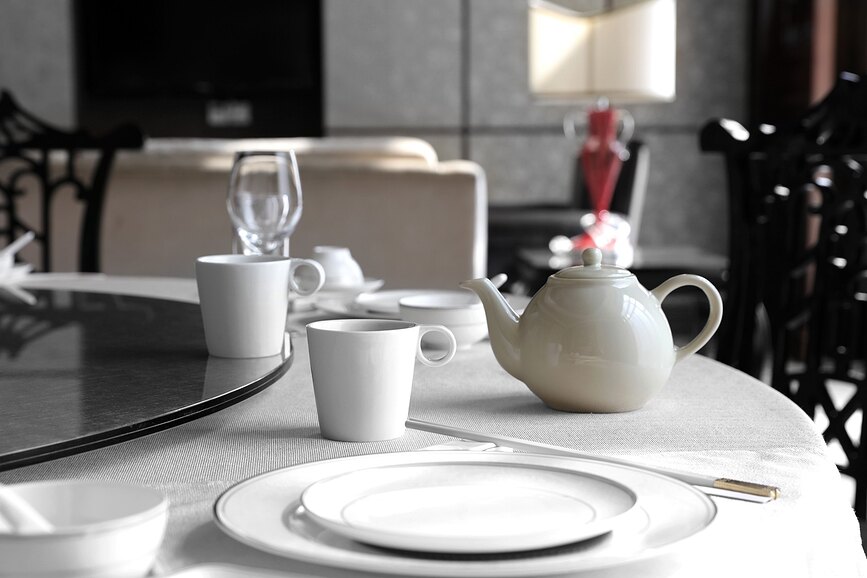 Tetera con infusor Victoria, celeste