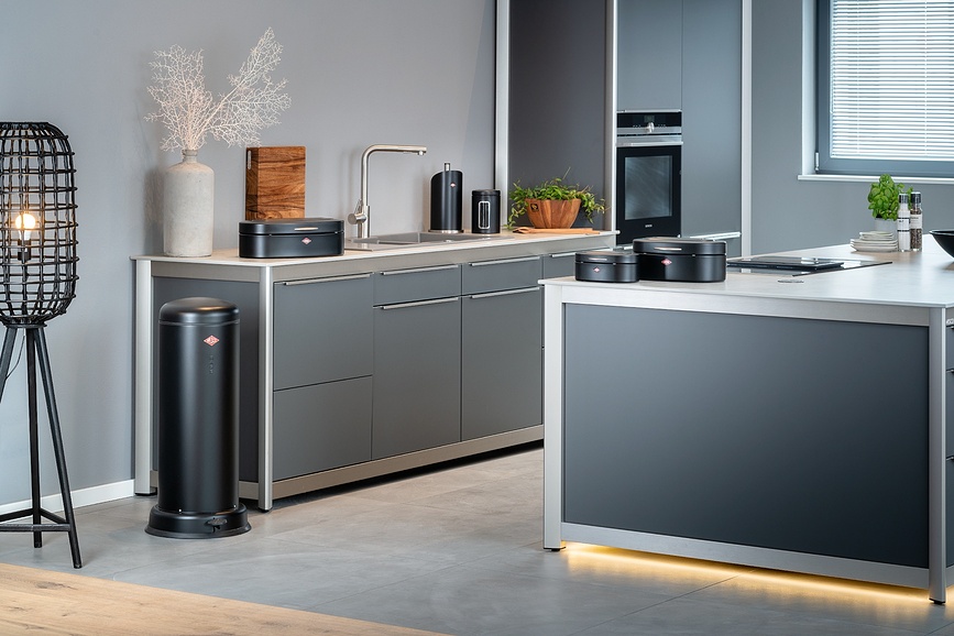 Classic Μπισκοτιέρα, μπεζ