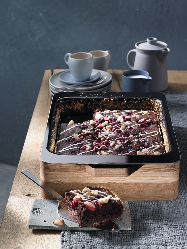 Fusiontec L Pekač z lesenim okvirjem za serviranje