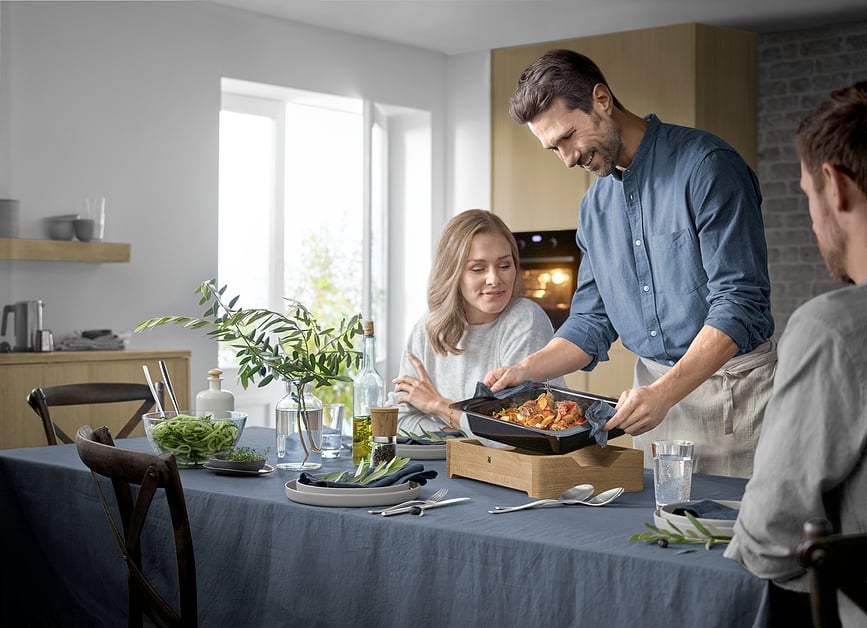 Fusiontec L Pekač z lesenim okvirjem za serviranje