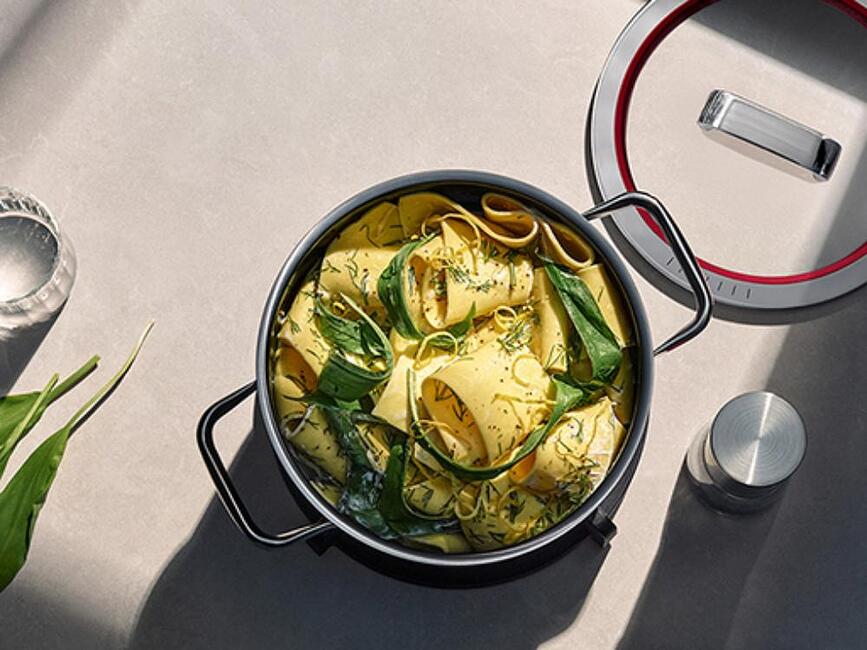 Juego de Ollas Fusiontec Function Pro, con cazo y 3 tapas, Set de 7 piezas