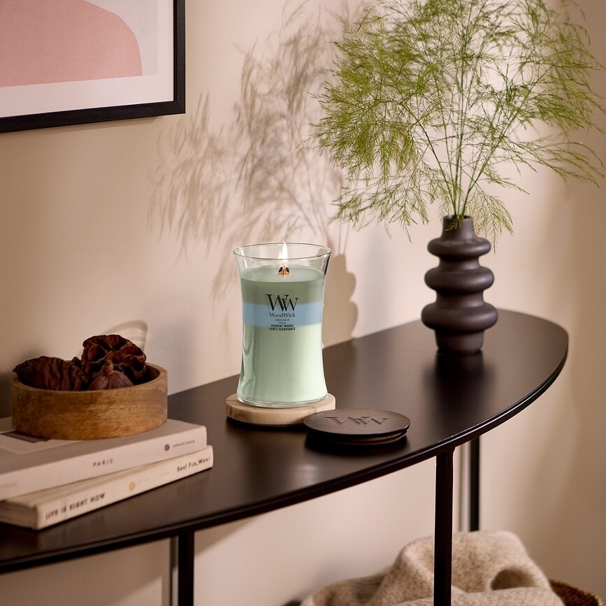 Candela WoodWick Trilogy Verdant Woods media