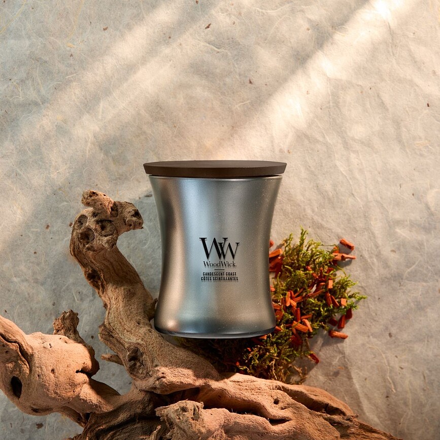 Vela WoodWick Candescent Coast Precious Metals, mediana