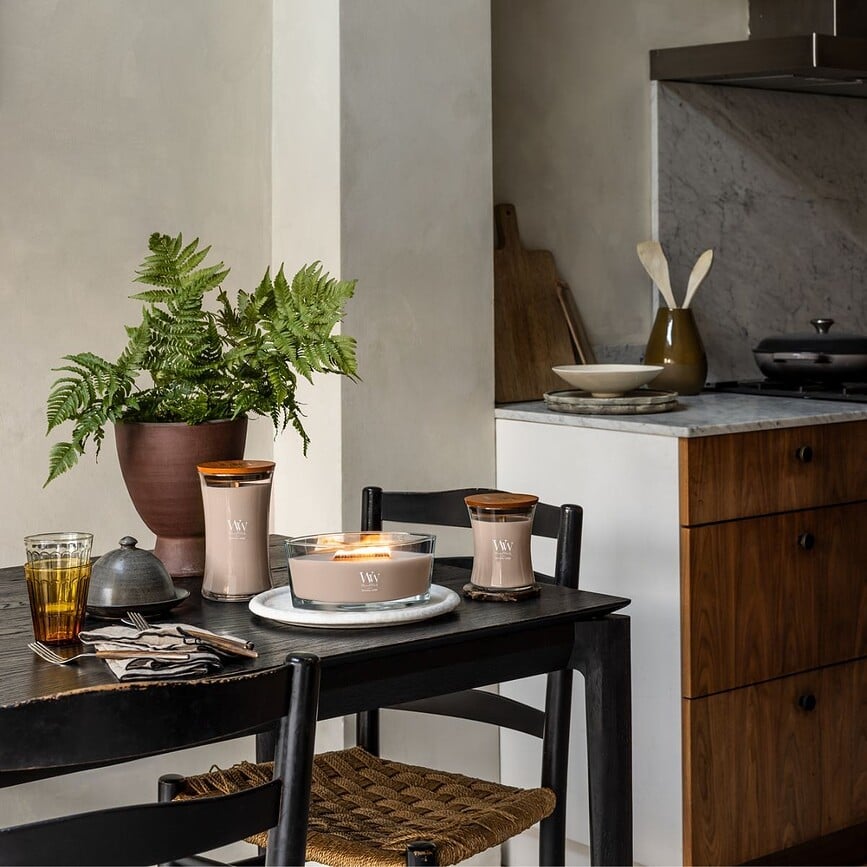 WoodWick Hearthwick Svijeća pačuli krema