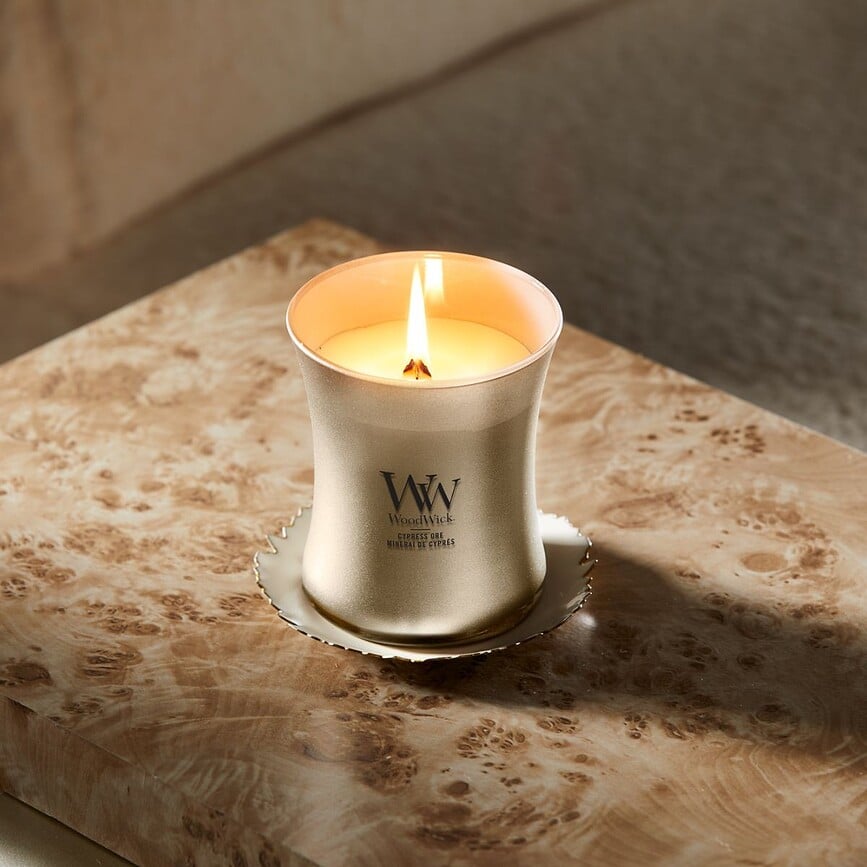 WoodWick Precious Metals Svijeća Cypress Ore srednja