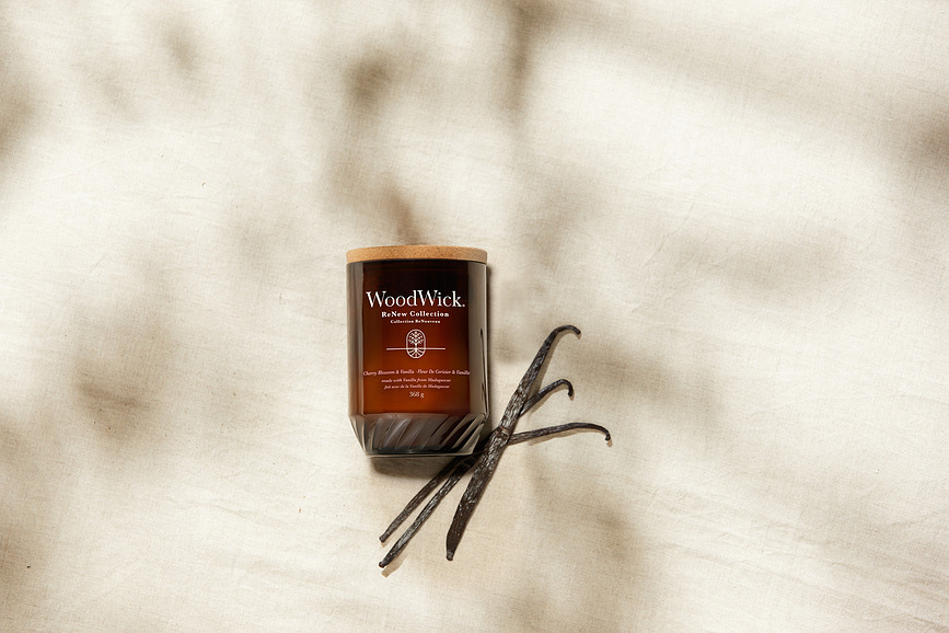 WoodWick ReNew Κερί, Άρωμα Άνθος Κερασιάς & Βανίλια, μεσαίο
