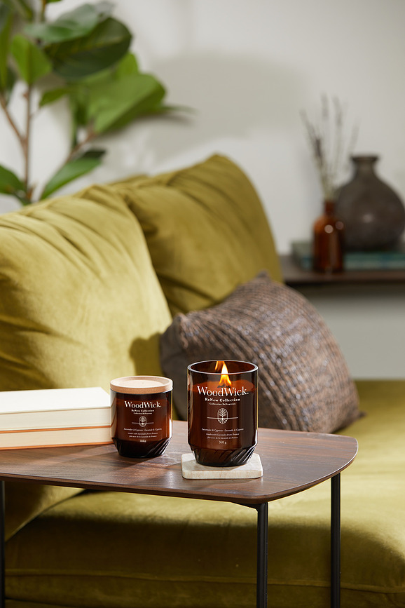 ReNew WoodWick Svijeća Lavanda i Čempres srednja