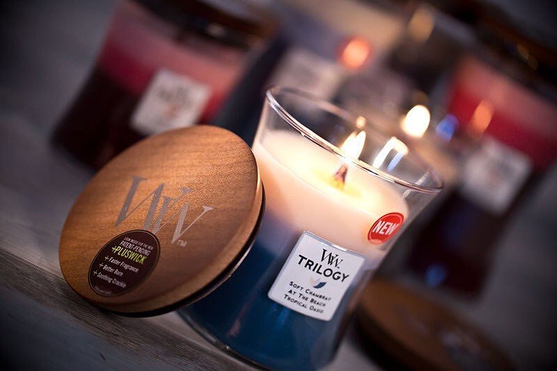 WoodWick Svijeća Trilogy Fruits of Summer velika