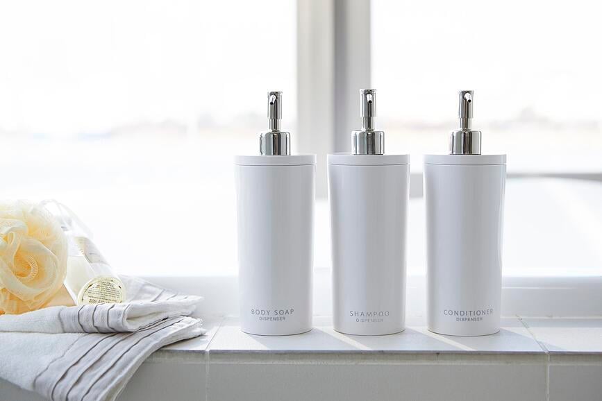 Dosificador de jabón y loción Tower, negro