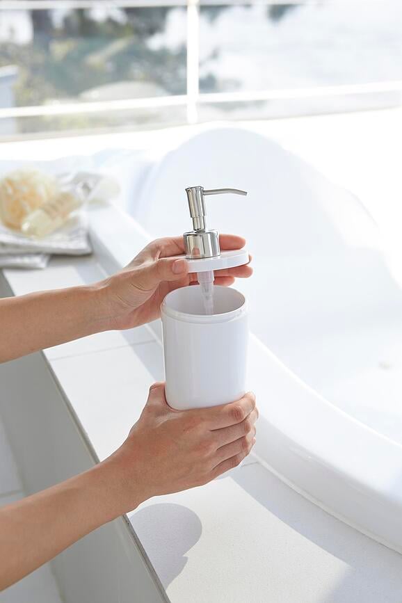 Dosificador de jabón y loción Tower, negro