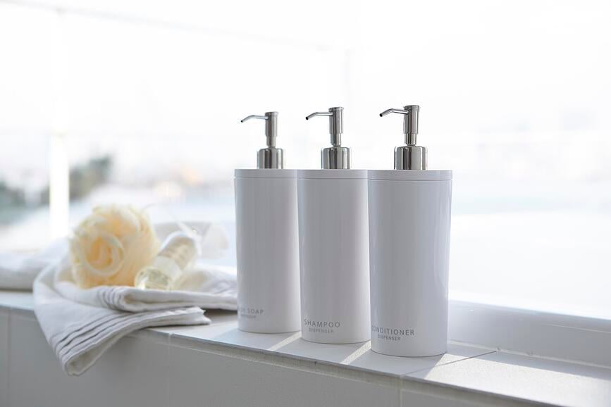 Dosificador de jabón y loción Tower, negro