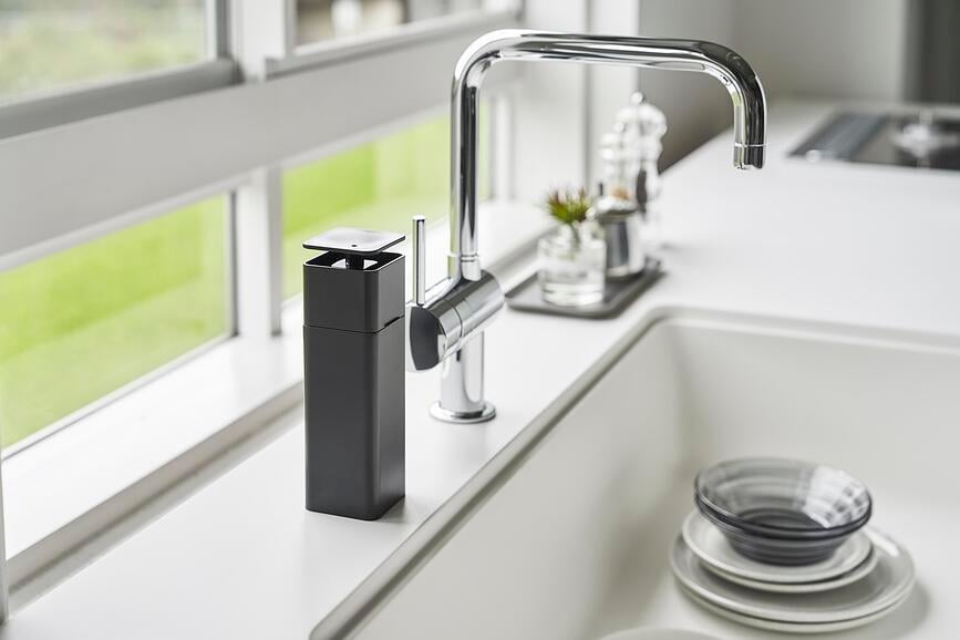 Dispensador de Jabón Tower Push, negro