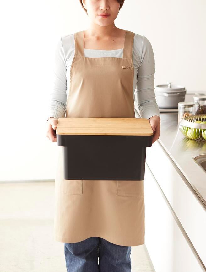 Panera Tower, con tabla de cortar integrada y espacio para cuchillo, negro