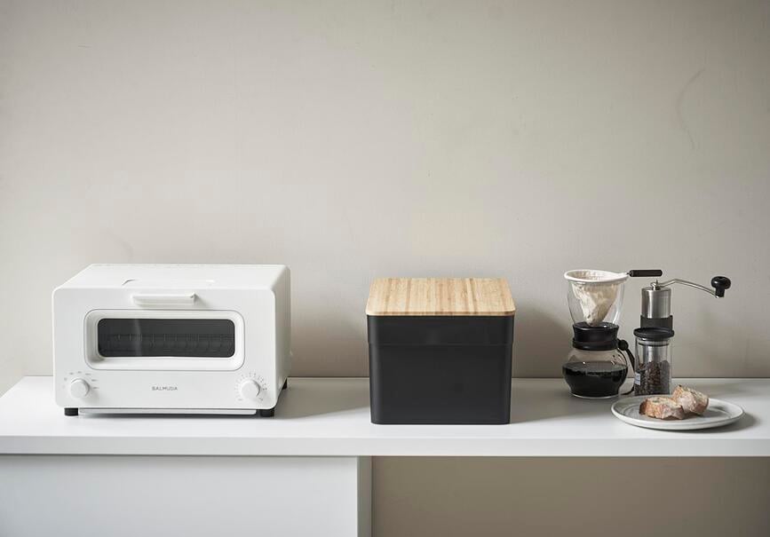 Panera Tower, con tabla de cortar integrada y espacio para cuchillo, negro