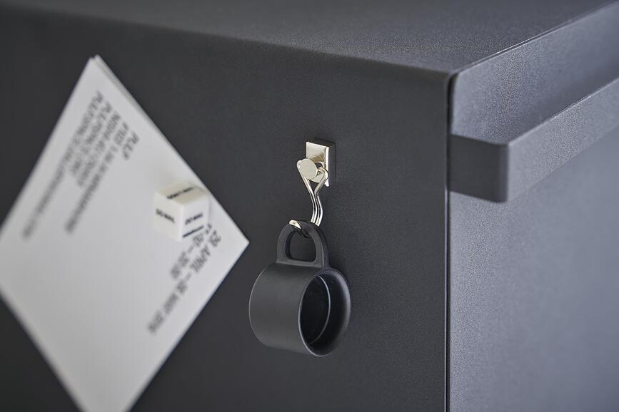 Tower Boîte à Pain, noire