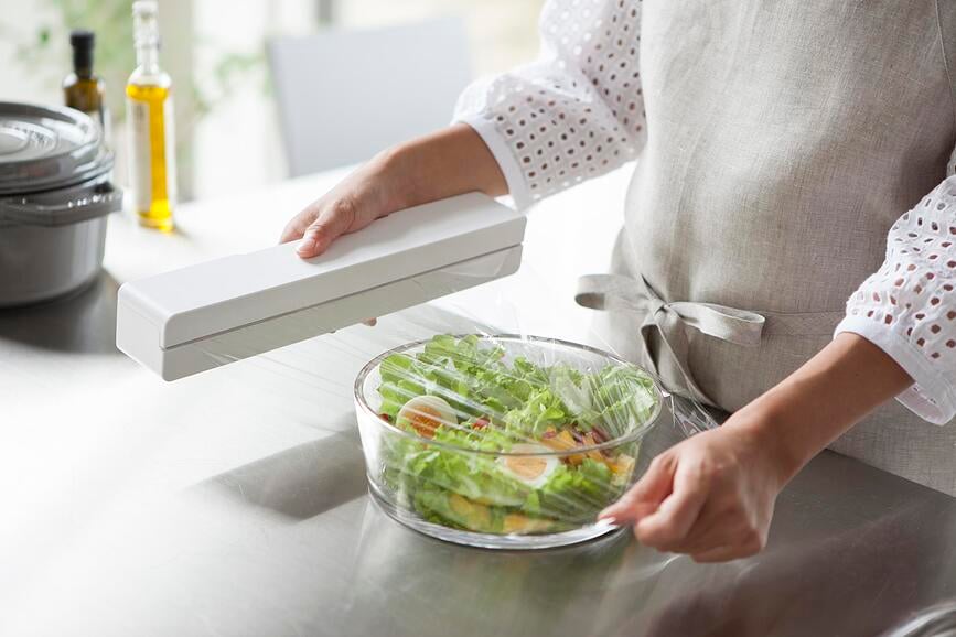 Tower Držalo za živilsko folijo, magnetno, črno