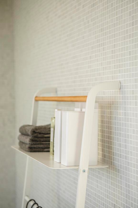 Tower Κρεμάστρα, λευκή