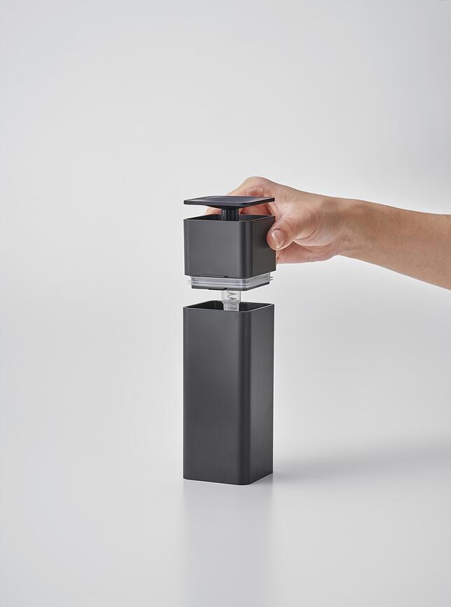 Tower Push Dozator za Sapun crni