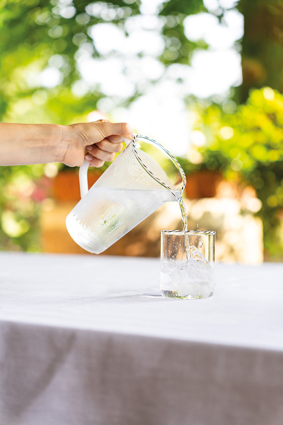 Intrecci Κανάτα, 840 ml, λευκό-μπλε