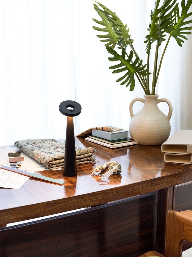 Lámpara de Mesa inalámbrica Angelina, blanca