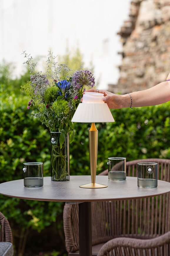 Lámpara de Mesa inalámbrica Flaminia, marrón