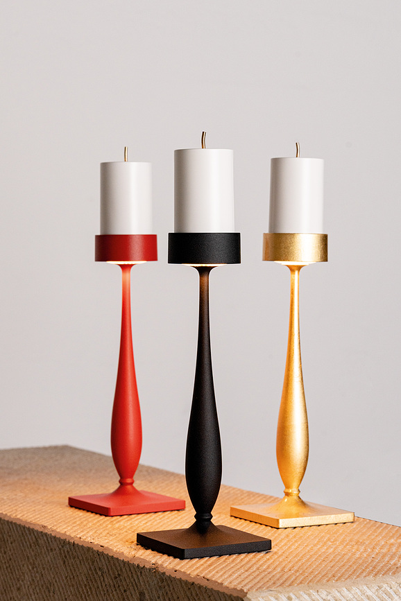 Lampe de table sans fil Perpetua 35,6 cm dorée avec large base