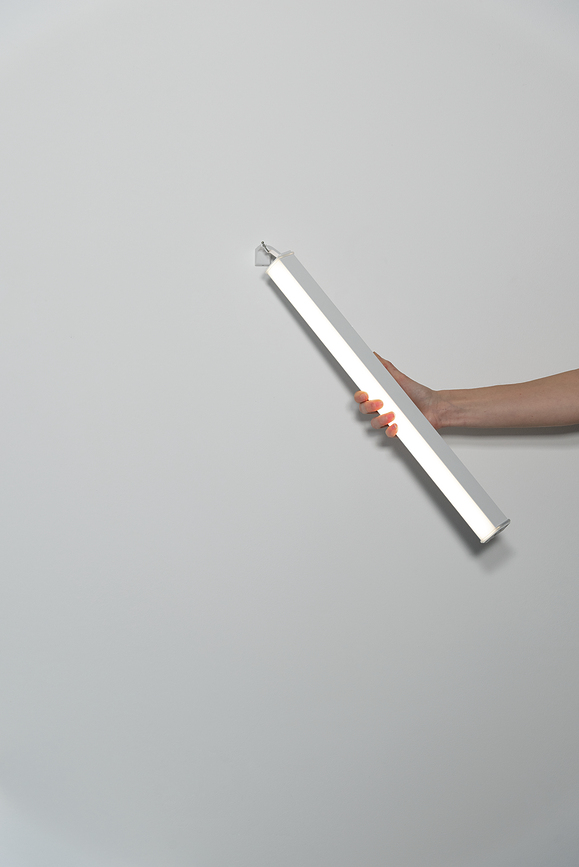 Pencil Nosač zidni vertikalni za modularnu svjetiljku tamnosivi