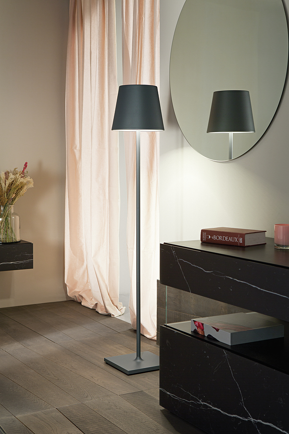 Poldina XXL Samostojeća Lampa podesive visine tamnosiva