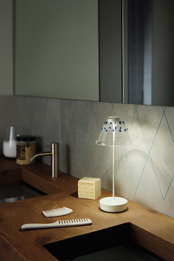 Swap Sjenilo za lampu stakleno na točkice bijelo