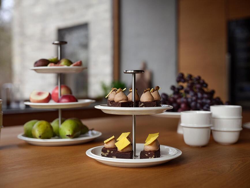 Eau Etažer dvoslojni 20 cm porculanski bijeli