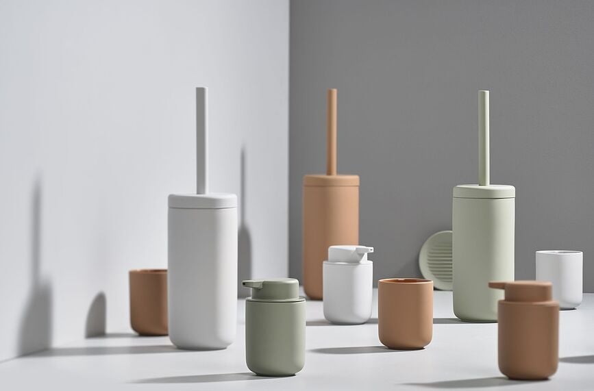 Escobillero de WC Ume, de latón