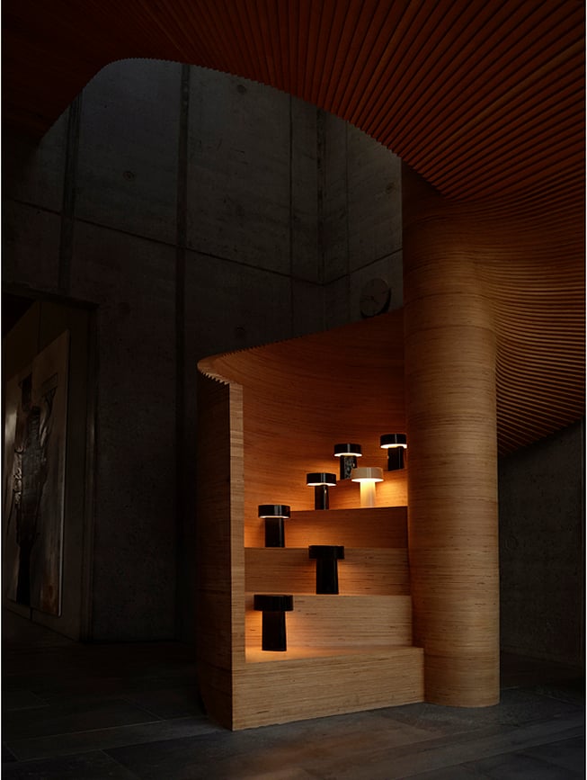 Lámpara de Mesa inalámbrica Oblong, marrón