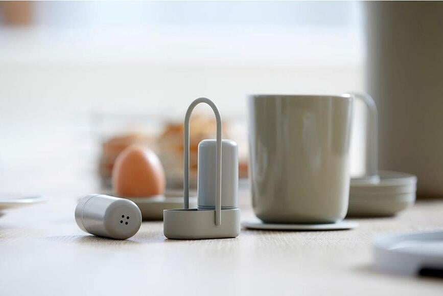 Set de Salero y Pimentero con soporte Singles, negros, Set de 3 piezas