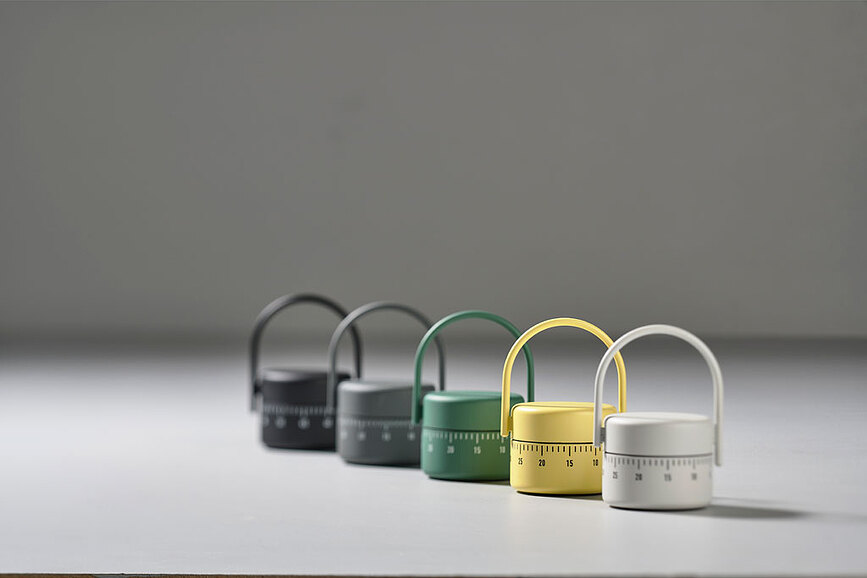 Singles Minutnik, črn