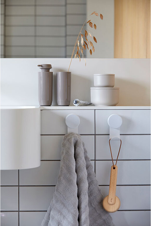 Suii Dozator za sapun 17,5 cm crni