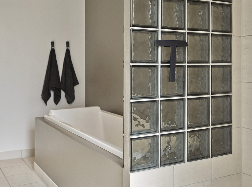 Ume Raclette de Douche avec support, taupe