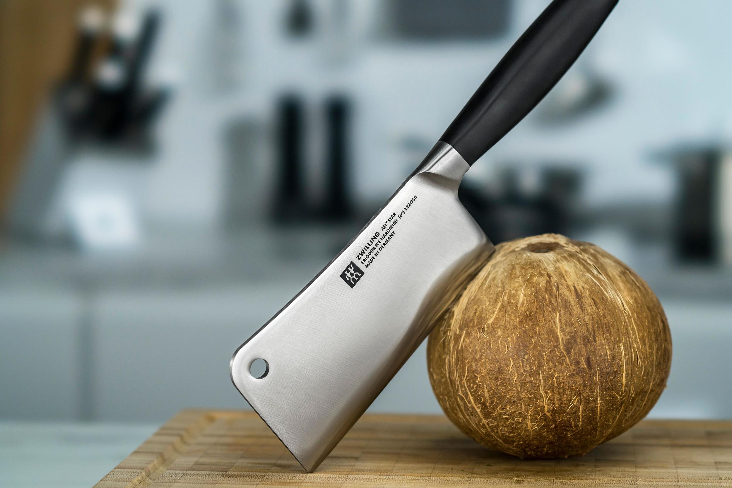 https://3fa-media.com/zwilling/zwilling-all-star-cleaver-15-cm__129645_3ccbe88-s2500x2500.jpg