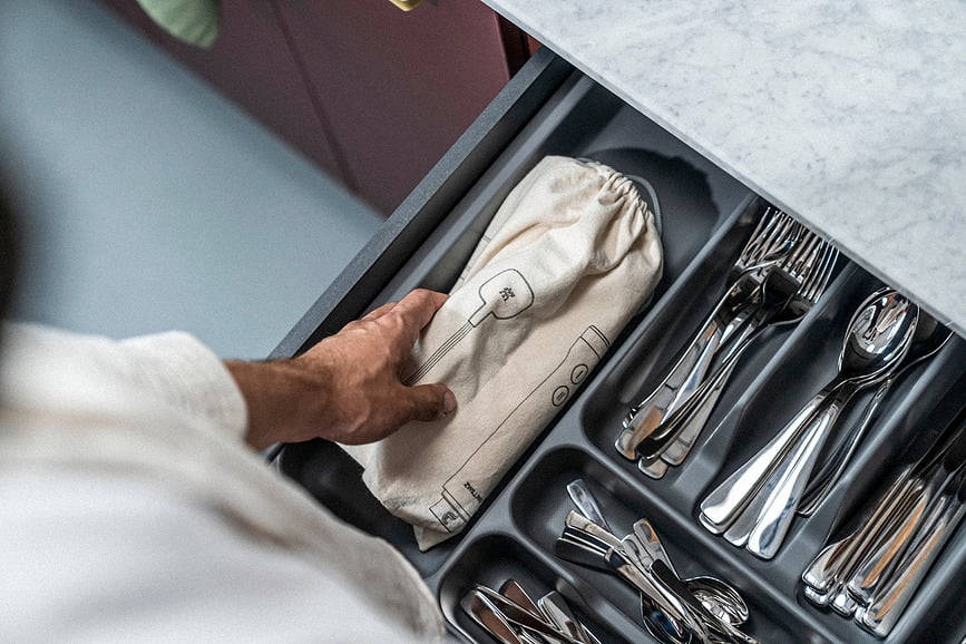 Batidora de mano Enfinigy, blanca