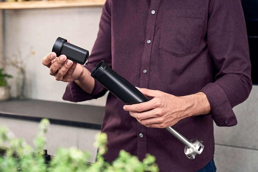 Batidora de Mano inalámbrica Xtend, con vaso medidor, batería recargable y cargador