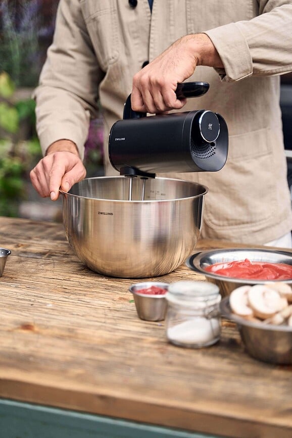 Batidora de mano inalámbrica Xtend, negra, sin batería